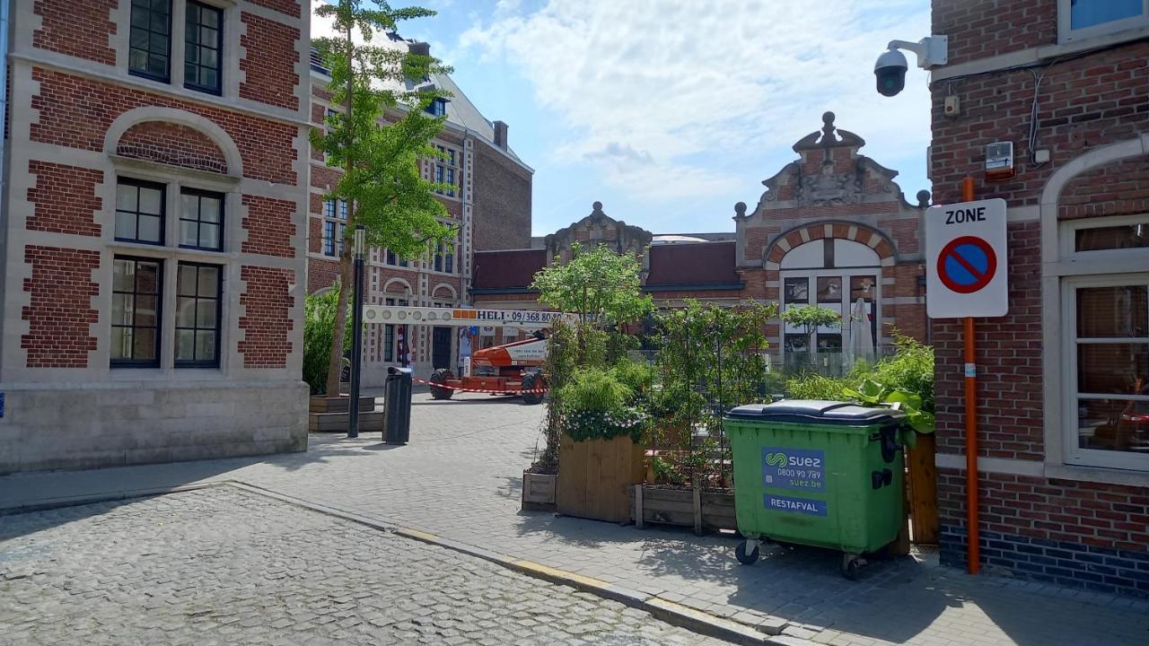 Luxe Appartement Met 3 Slaapkamers En 1 Kingsize Bed Slaapzetel En Drie Dubbelbedden Dendermonde Dış mekan fotoğraf